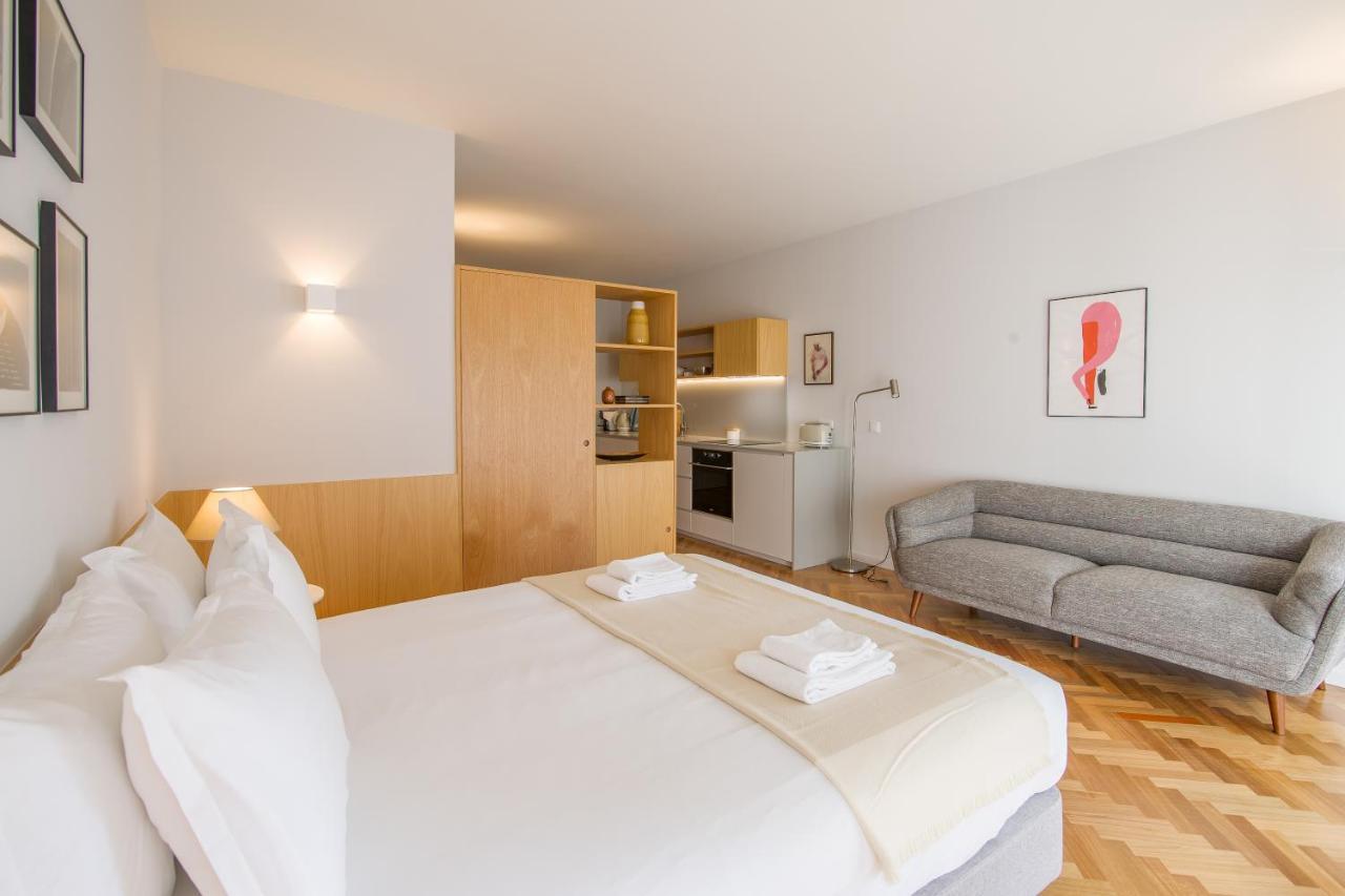Cedofeita Studio 176 - Studio In City Center Porto Bagian luar foto